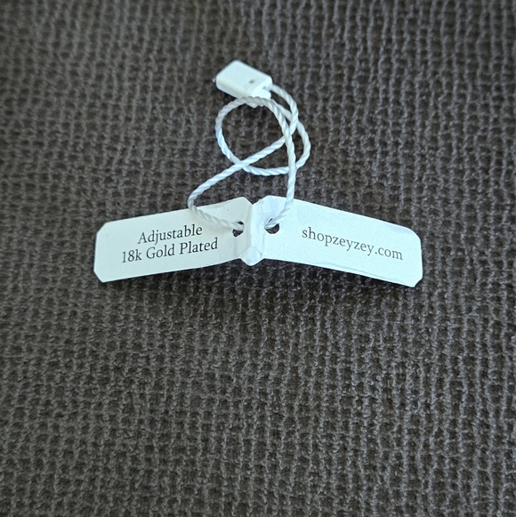 Zeyzey Faceted Opaque Moonstone🌙 Statement Ring💍 - Picture 9 of 16